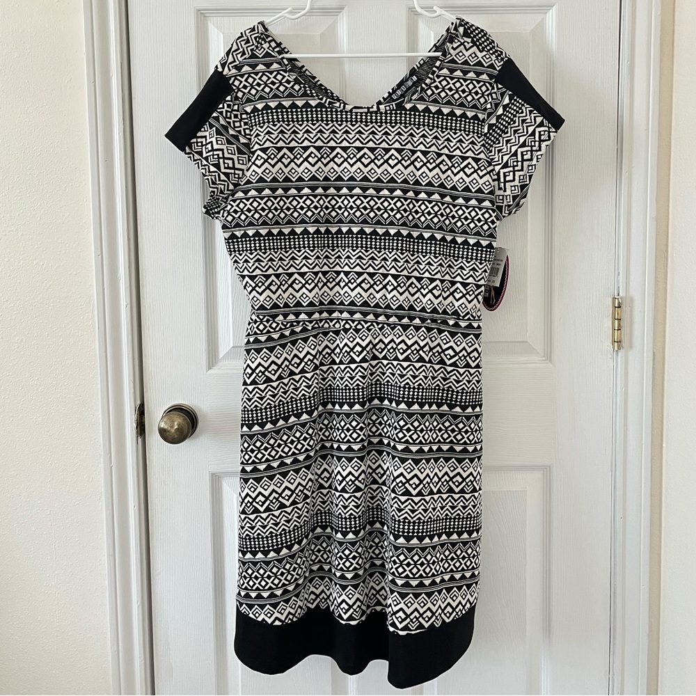 Paper Doll Monochrome Patterned Dress